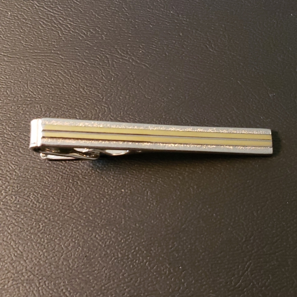 Vintage tie clasp